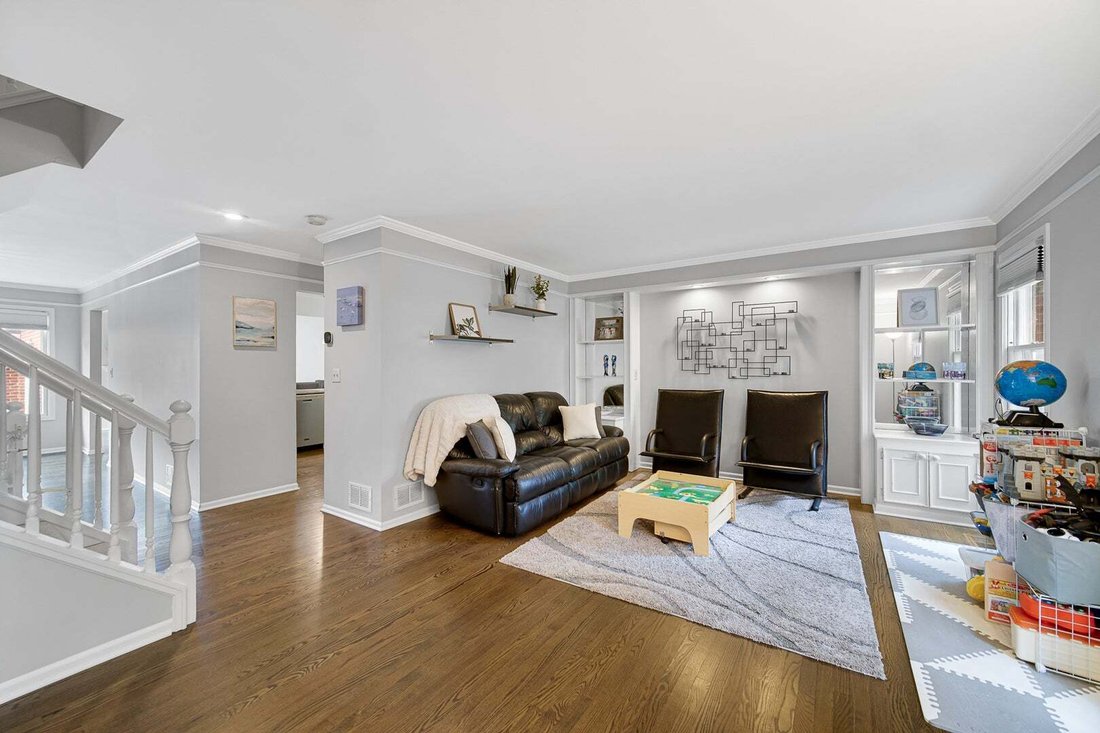 Townhouse in Skokie, Illinois, United States 4 - 19007280