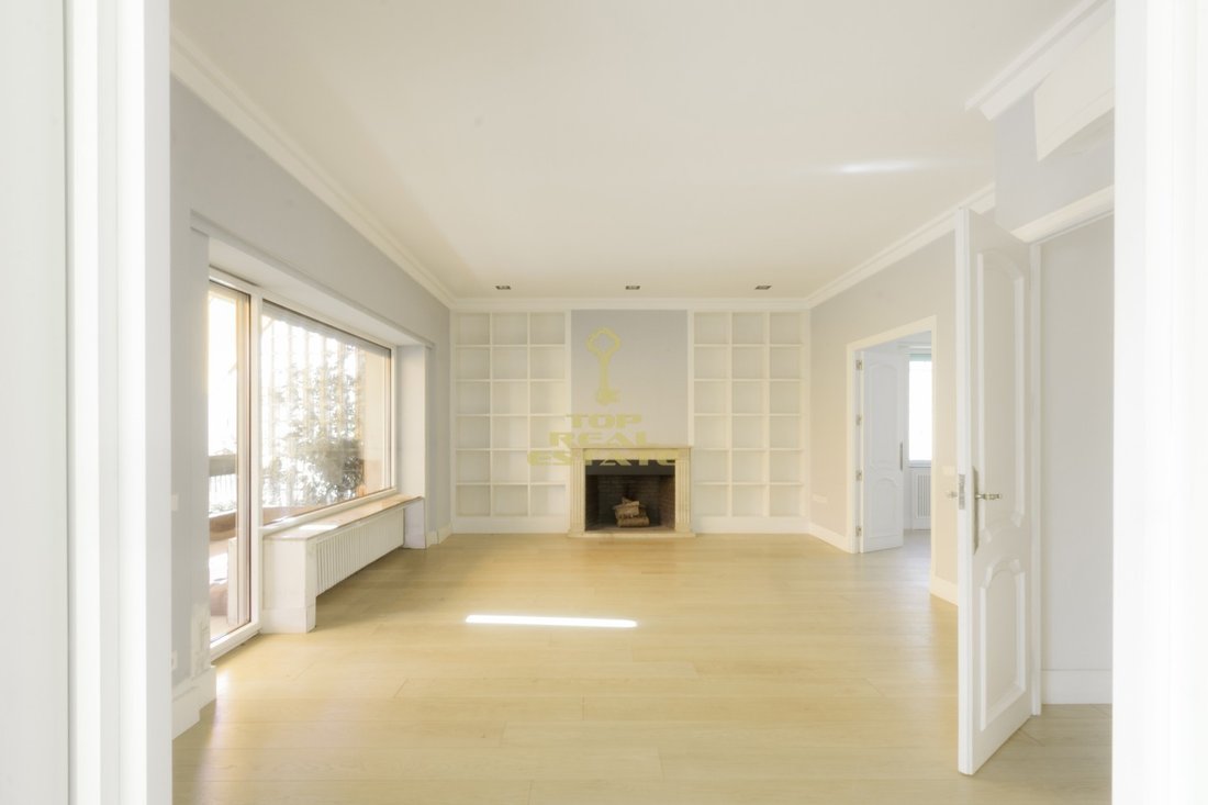 Apartment in Chamartín, Madrid, Spain 3 - 19007321