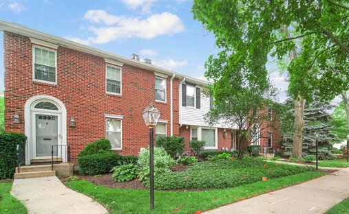 Townhouse in Skokie, Illinois, United States 1