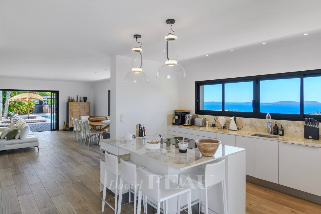 House in Carqueiranne, Provence-Alpes-Côte d'Azur, France 5 - 19007569