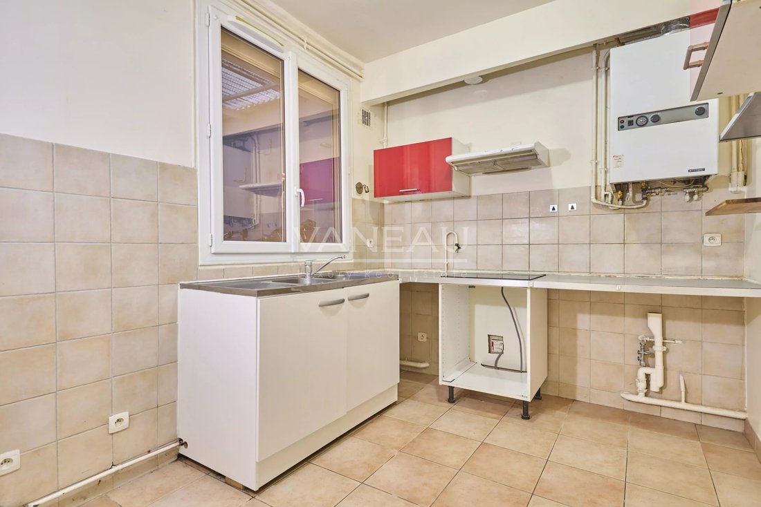 Apartment in Chaillot, Paris 16e Arrondissement, Paris 5 - 19000660