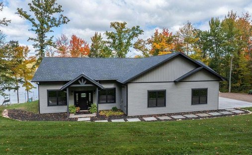 House in Birchwood, Wisconsin, United States 1