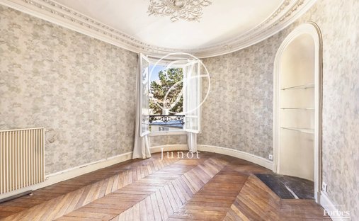 Apartment in Villiers-L. Michel, Levallois-Perret, France 1