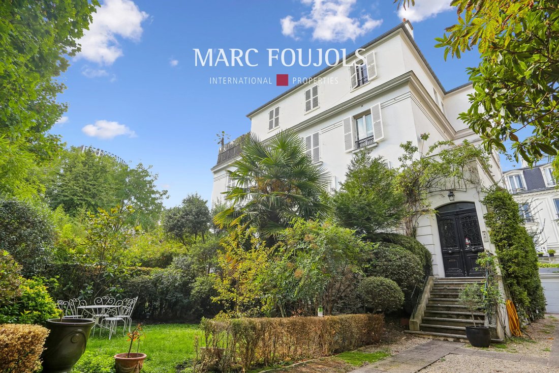 Apartment in Ternes-Maillot, Paris 17e Arrondissement, Paris 1 - 19001594