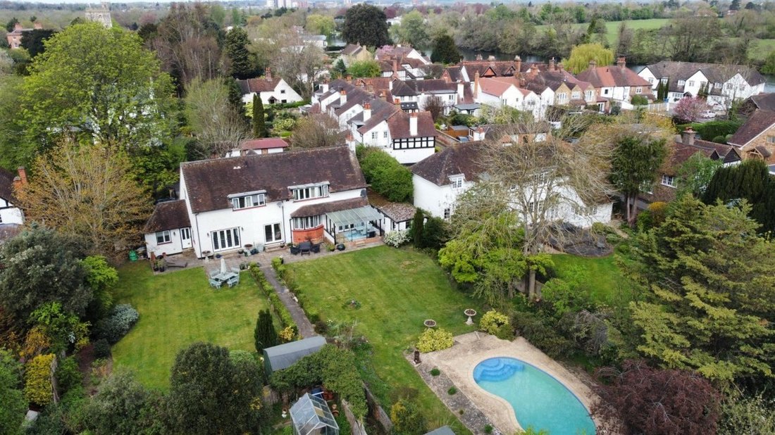House in Maidenhead, England 5 - 19002938