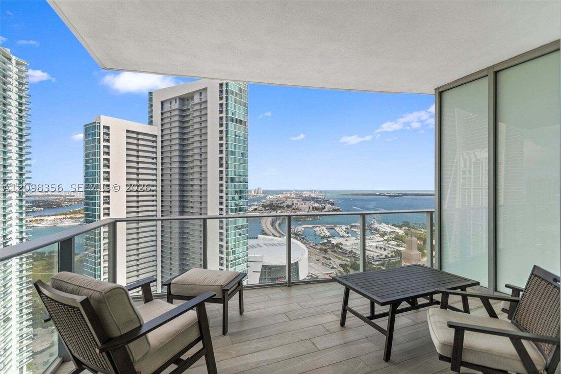 Condo in Miami, Florida, United States 1 - 19003597