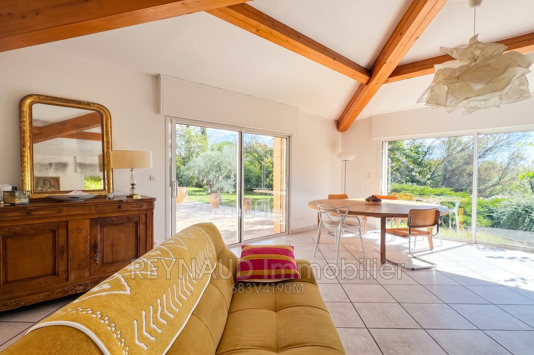 Villa in Centre Ville, Clermont-l'Hérault, France 3 - 19007323