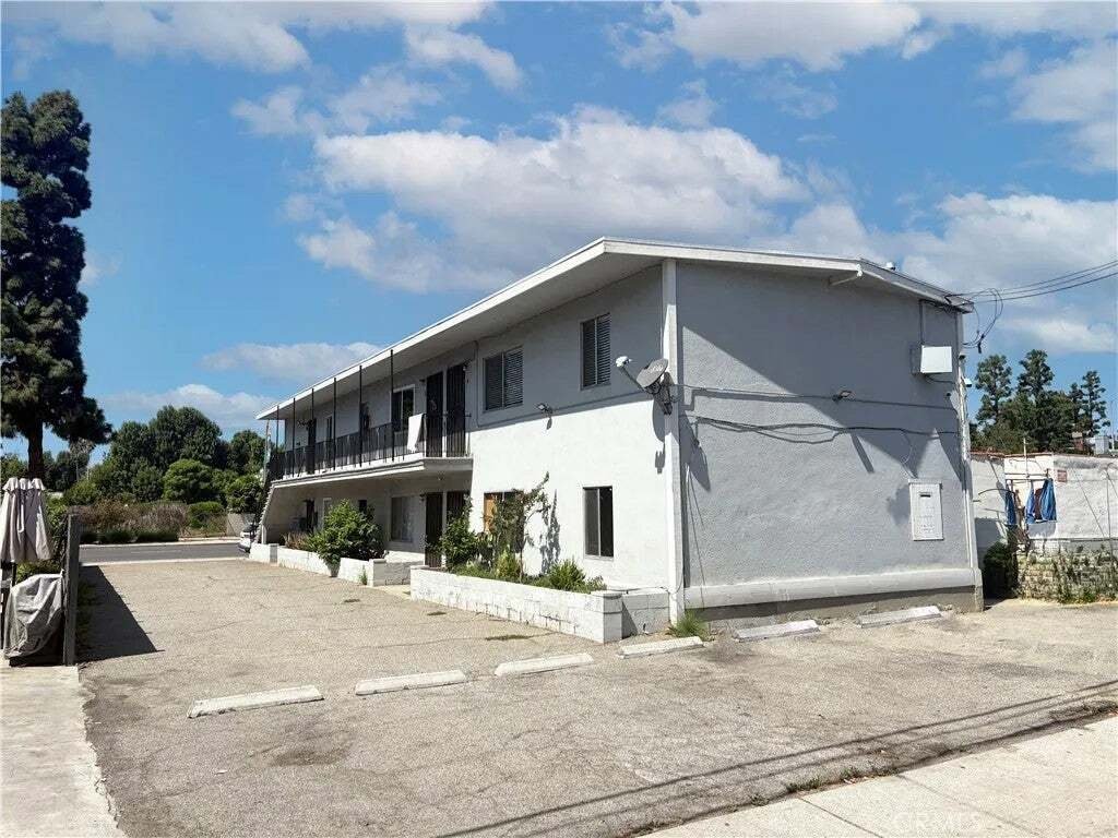 Andere in Carson, Kalifornien, Vereinigte Staaten 3 - 19005824