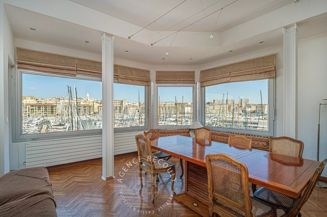 Apartment in Saint Victor, 7e Arrondissement, Marseille 5 - 19001069