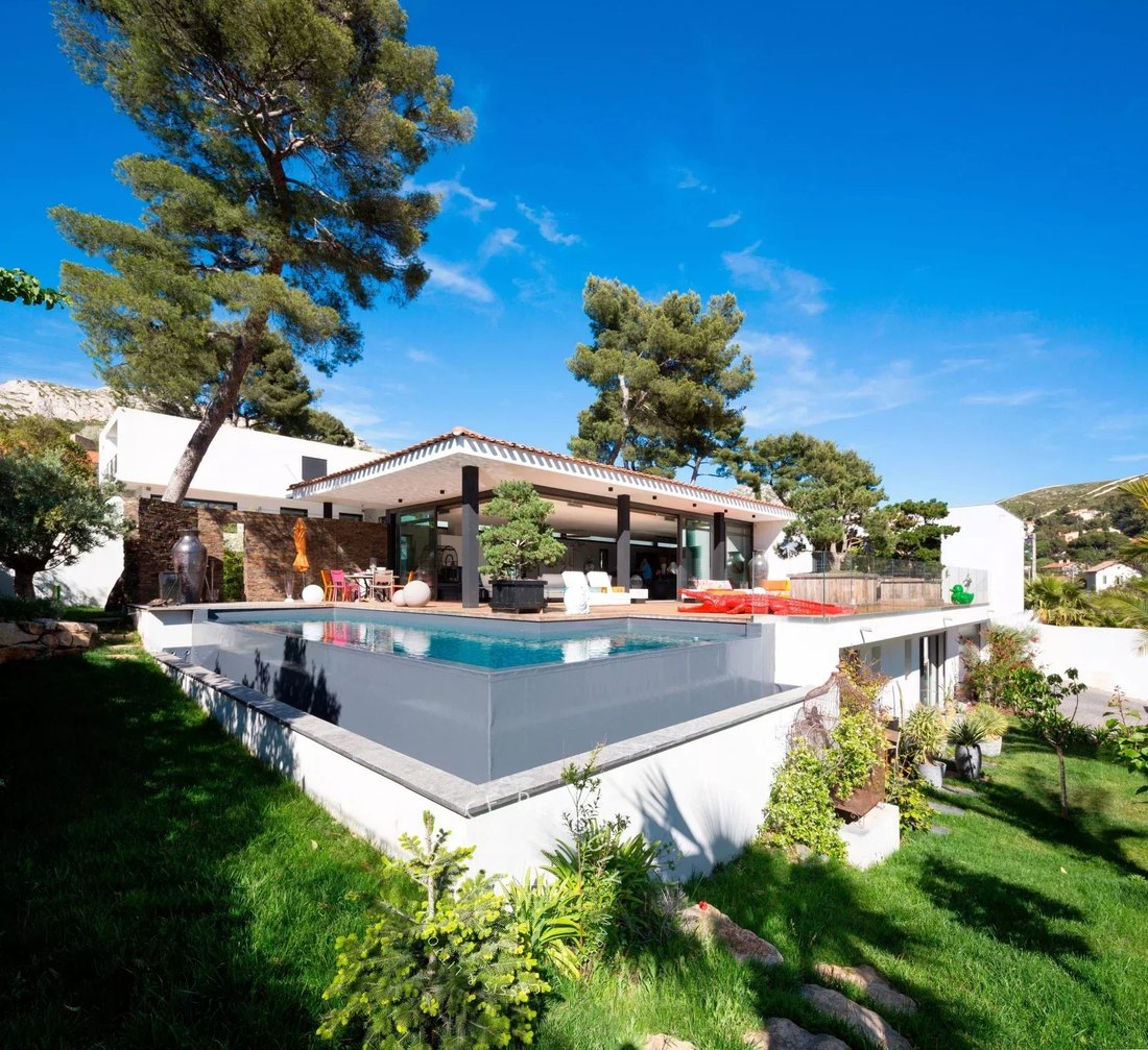 Villa in La Panouse, Marseille, Provence-Alpes-Côte d'Azur 4 - 19001046