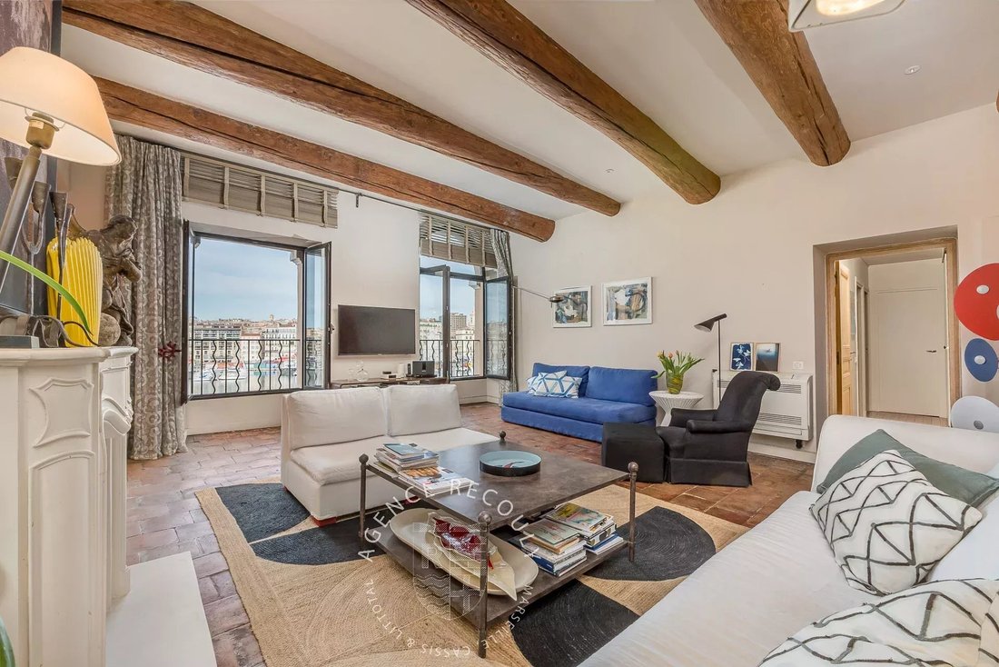 Apartment in Saint Victor, 7e Arrondissement, Marseille 4 - 19001062