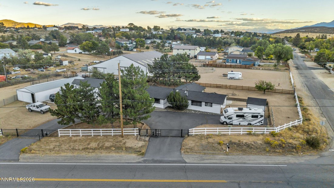 House in Genoa, Nevada, United States 1 - 19002835