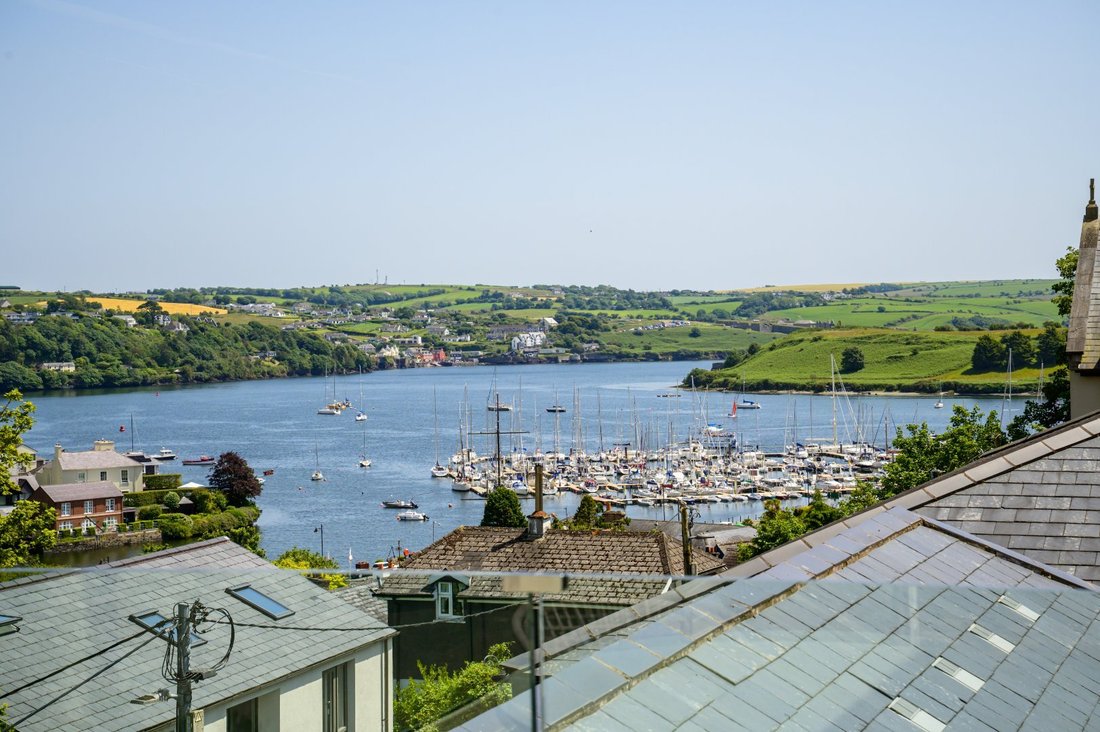 Apartment in Kinsale, County Cork, Ireland 2 - 19001091