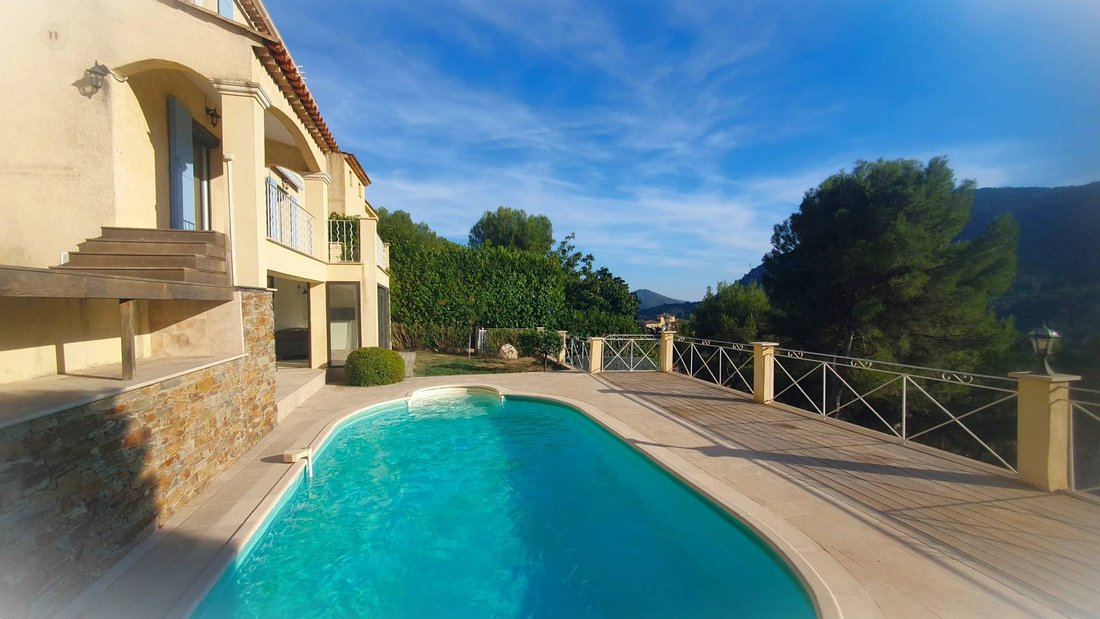 Villa in Tourrette-Levens, Provence-Alpes-Côte d'Azur, France 4 - 18527992