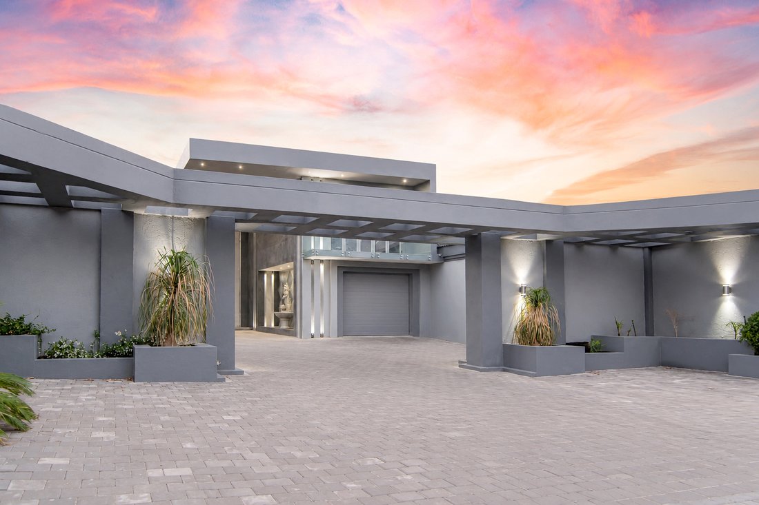 House in Silver Lakes Golf Estate, Gauteng, South Africa 2 - 19008212