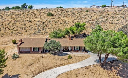 House in Hesperia, California, United States 1