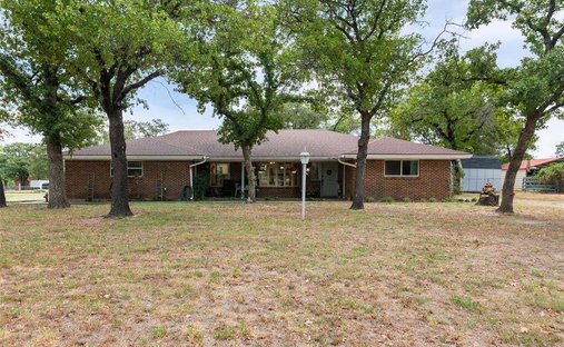 House in Weatherford, Texas, United States 1