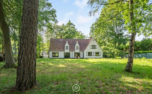 Villa in Bruges, Flanders, Belgium 1