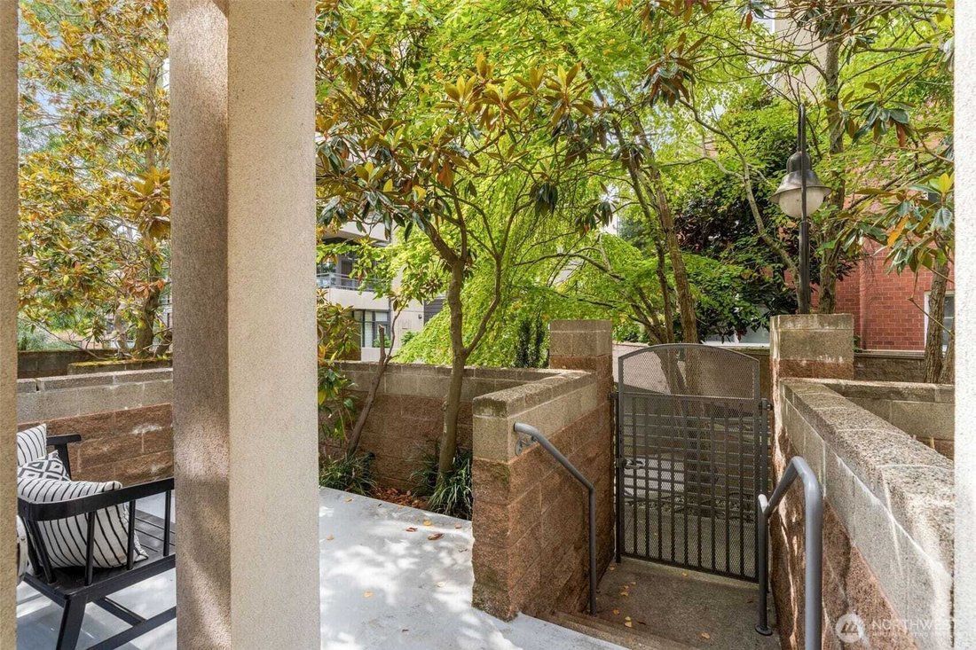 Condo in Bellevue, Washington, United States 3 - 19000413