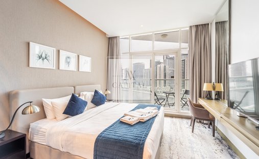 Apartment in Ud al Bayda, Dubai, United Arab Emirates 1