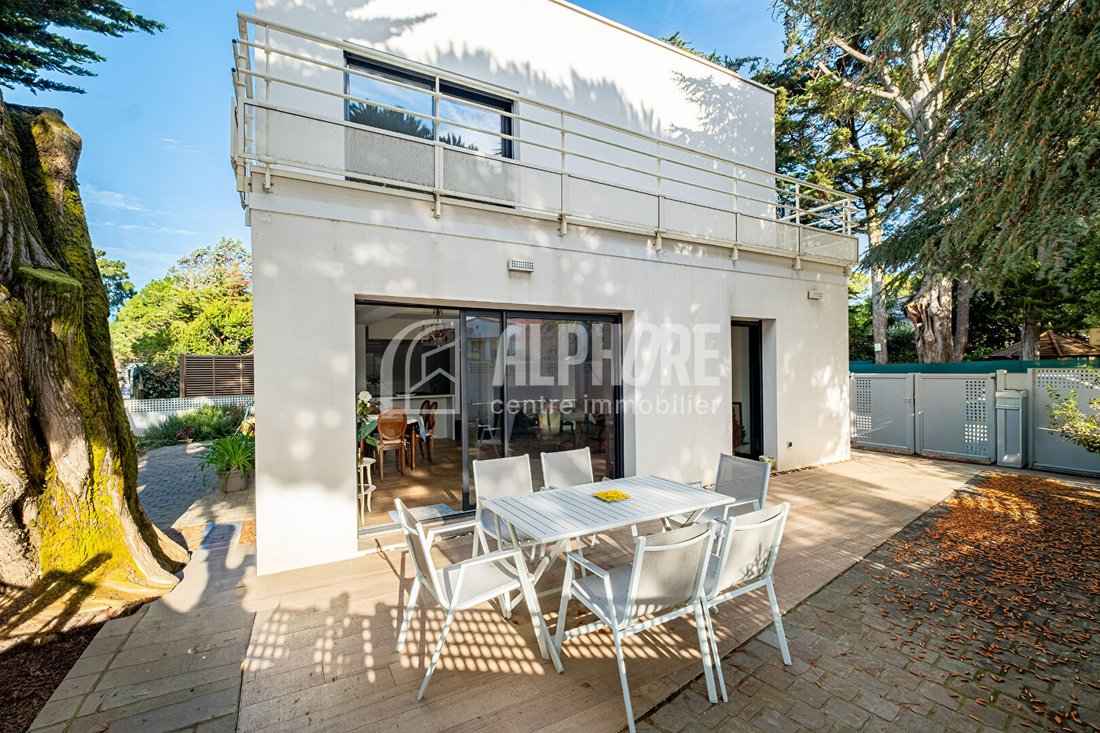 Villa in La Baule les Pins, La Baule-Escoublac, France 2 - 19008172