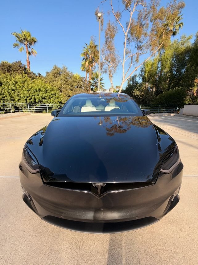 Suv in San Diego, CA, United States 3 - 19002042