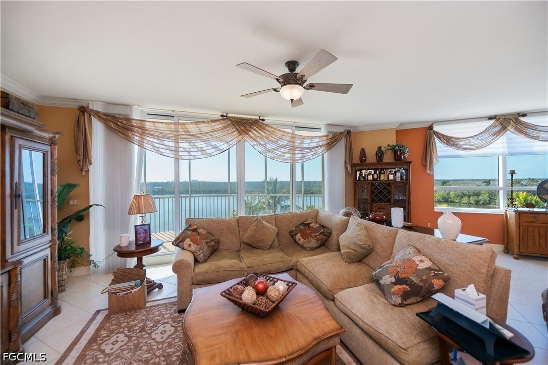 Fort Myers, Florida, United States 5 - 19007292