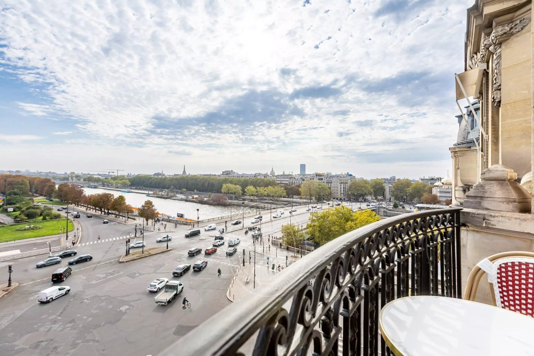 Apartment in Paris 16e Arrondissement, Paris, France 2 - 19001738