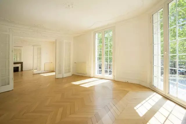 Apartment in Invalides, Paris 7e Arrondissement, Paris 1 - 18330463