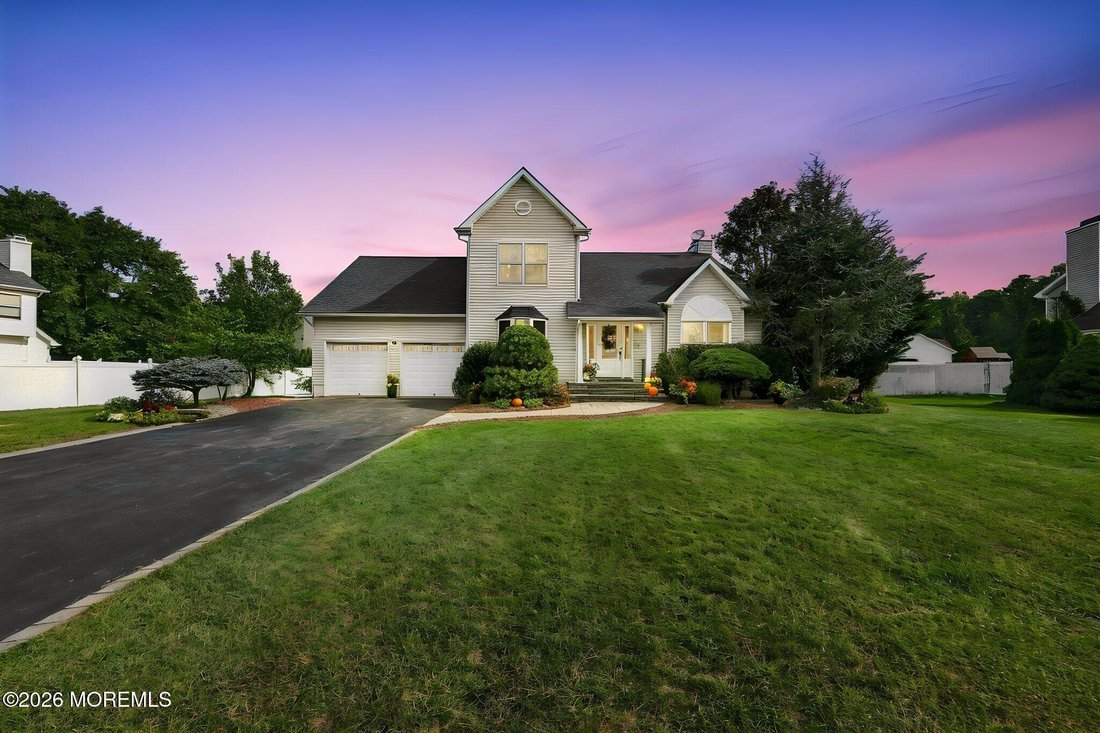 House in Old Bridge Township, New Jersey, United States 1 - 19006867