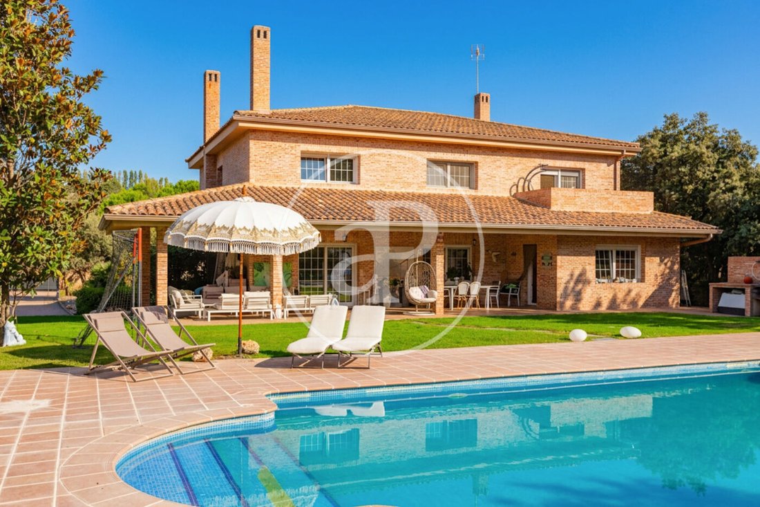 Villa in San Sebastián de los Reyes, Comunidad de Madrid, Spain 3 - 19007388