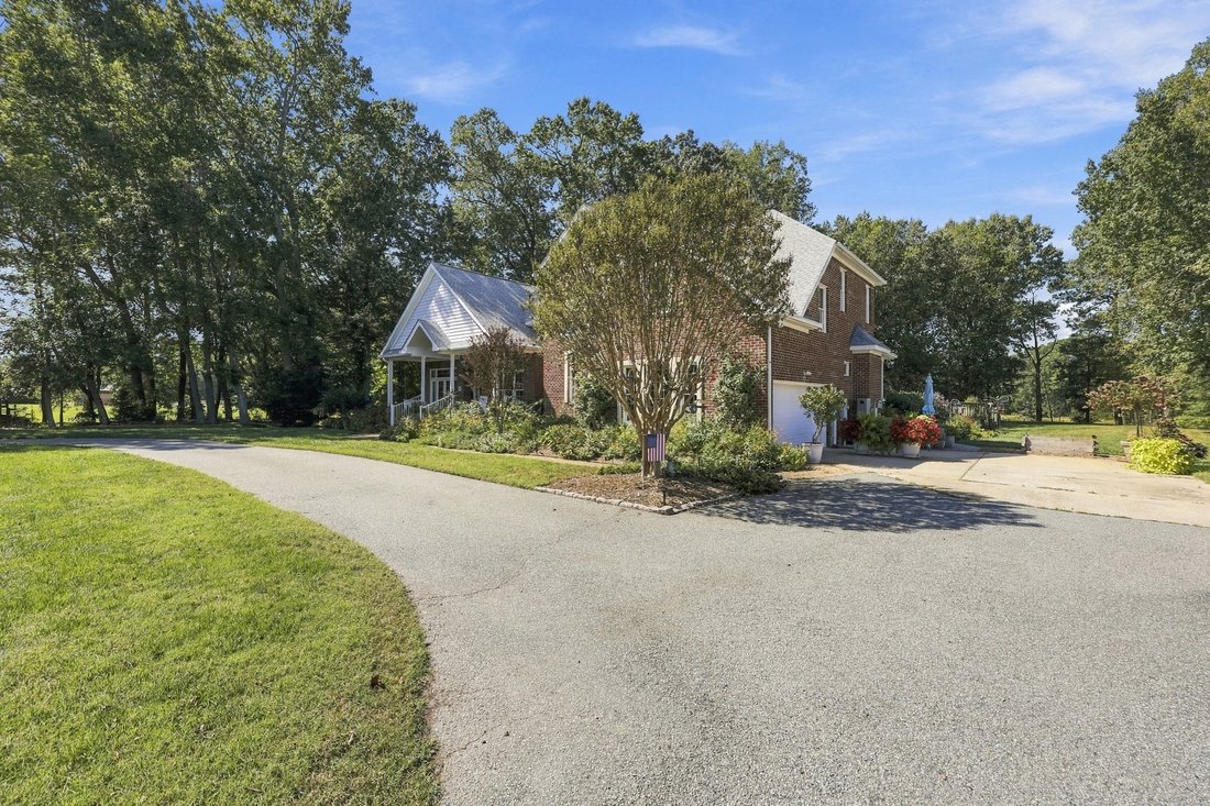 House in Suffolk, Virginia, United States 4 - 19000085