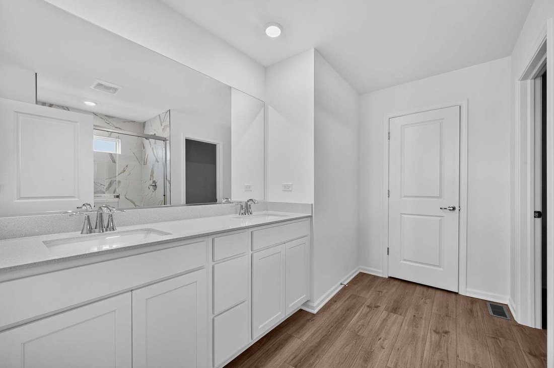 House in Minooka, Illinois, United States 3 - 17759524