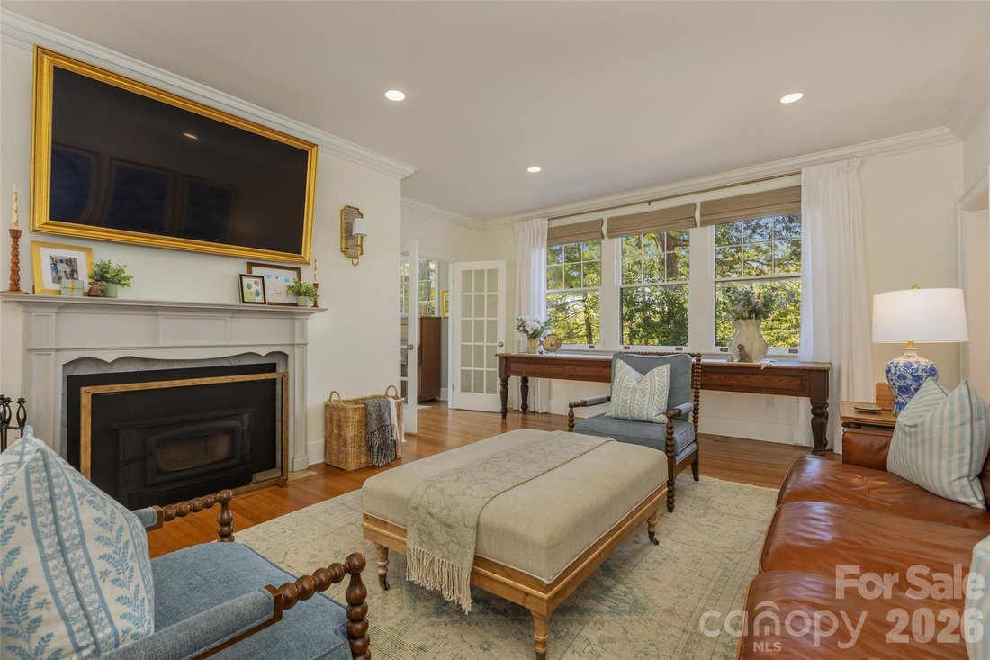 House in Asheville, North Carolina, United States 5 - 19007832