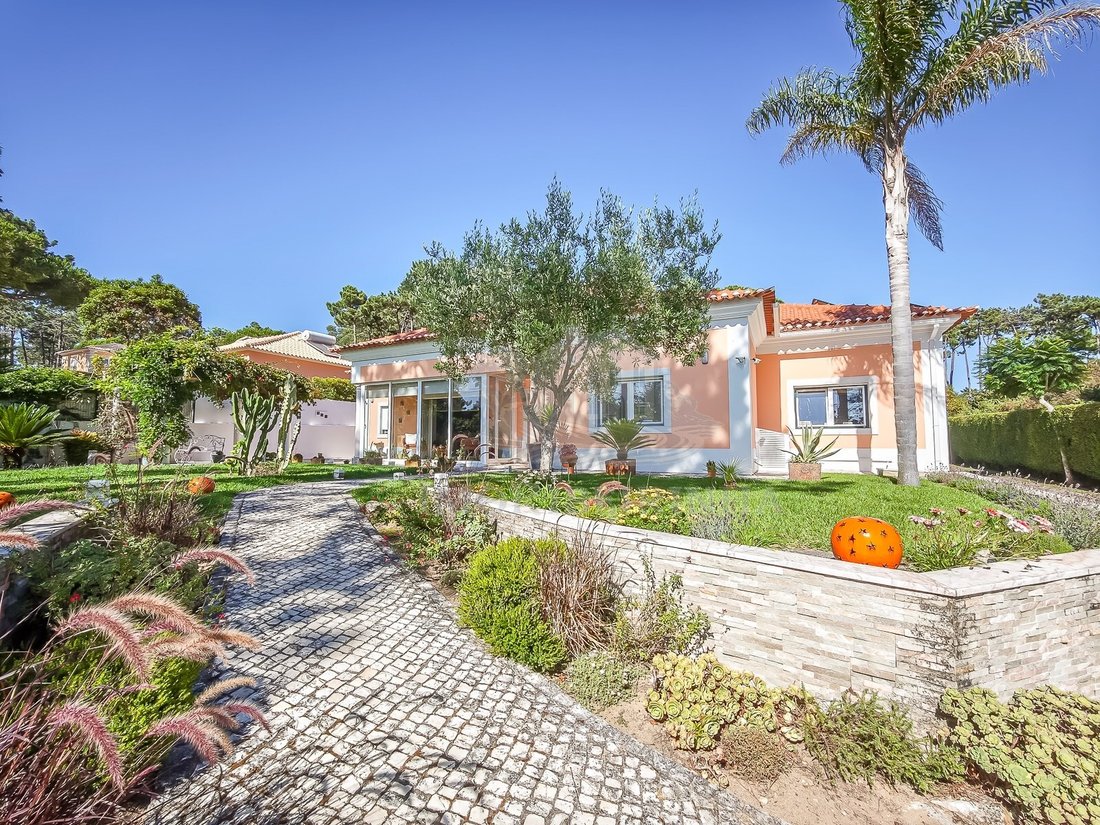 House in Colares, Lisbon, Portugal 1 - 19007619