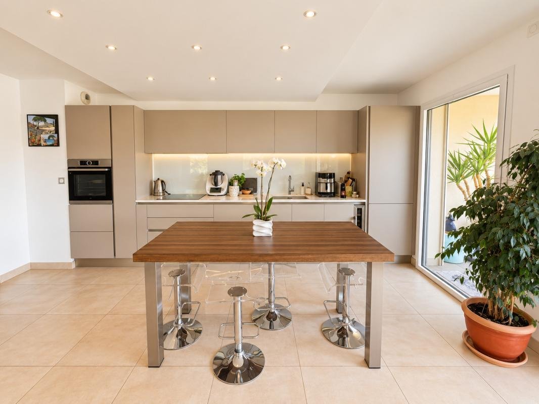 Apartment in Comtale-Cente-Cours Mirabeau, Aix-en-Provence, France 5 - 19004895