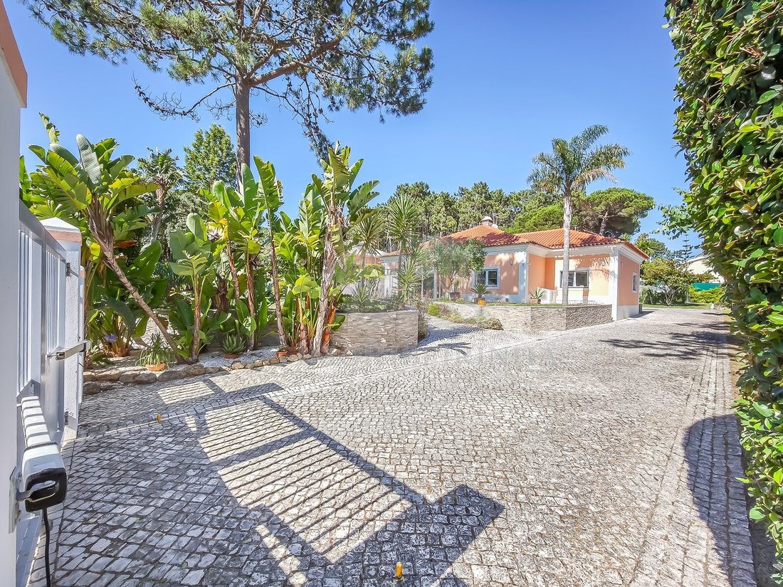 House in Colares, Lisbon, Portugal 2 - 19007619