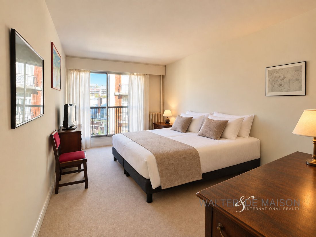 Apartment in Bois de Boulogne, Paris 16e Arrondissement, Paris 4 - 19005647