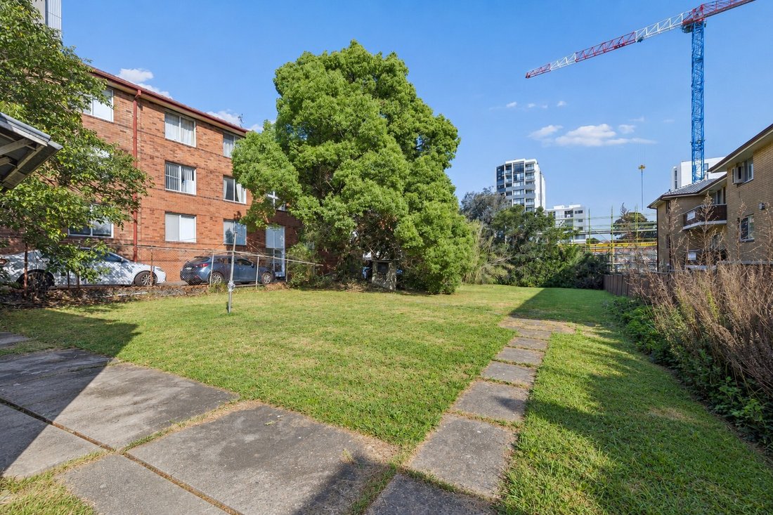 House in Auburn, New South Wales, Australia 3 - 19006218