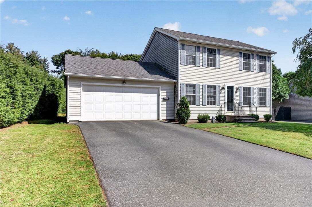 House in Warwick, Rhode Island, United States 2 - 19000330