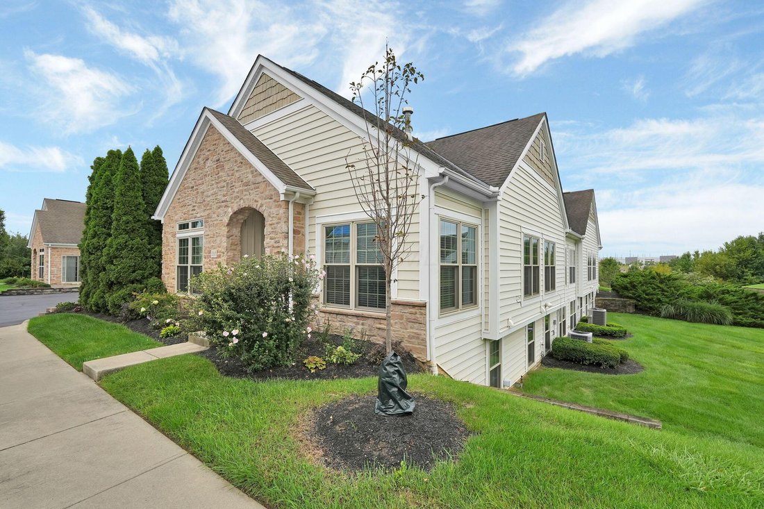 Condo in Hilliard, Ohio, United States 3 - 19006981