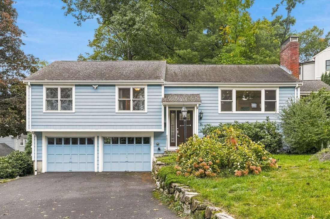 House in Needham, Massachusetts, United States 1 - 19003856