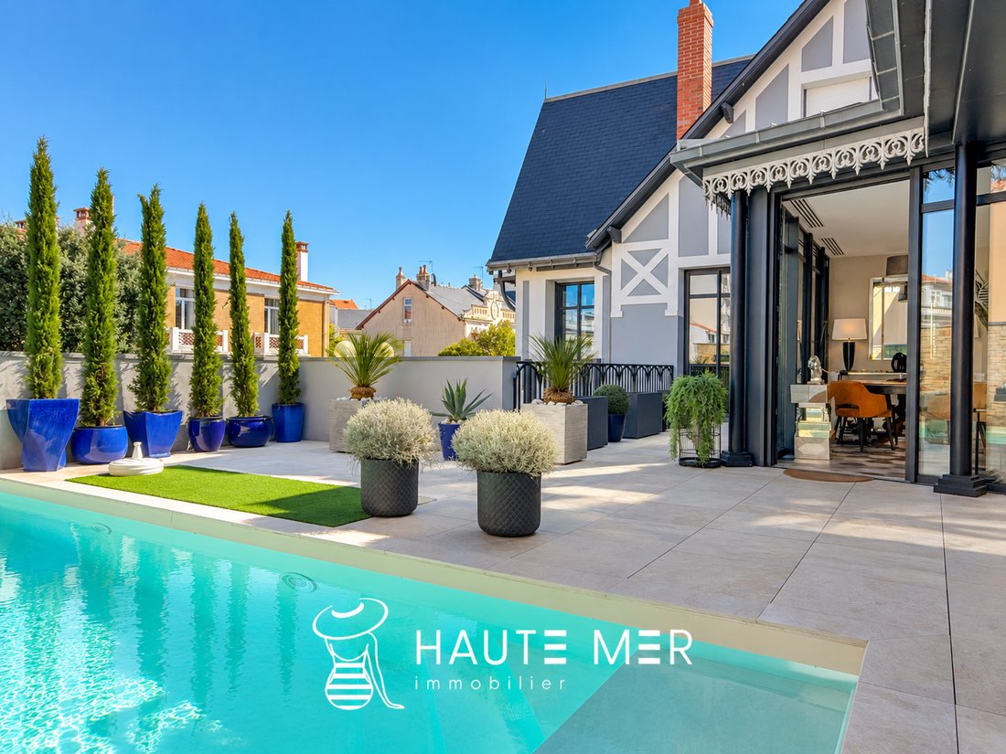 House in Olonne-sur-Mer, Les Sables-d'Olonne, France 1 - 19005067