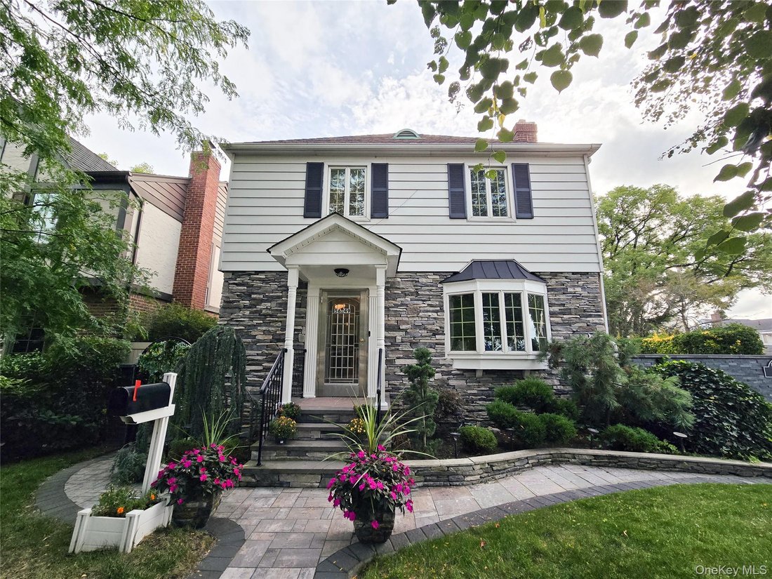 House in New York, New York, United States 1 - 19000394