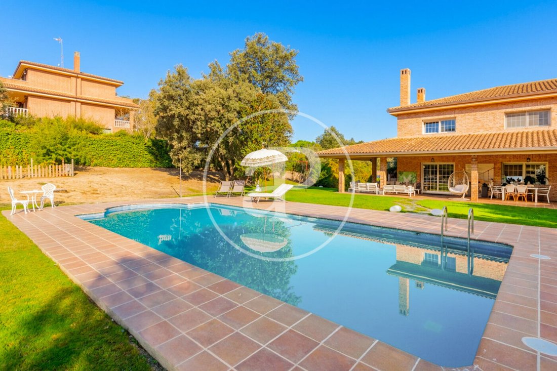 Villa in San Sebastián de los Reyes, Comunidad de Madrid, Spain 5 - 19007388