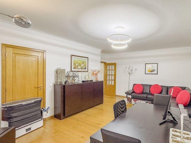 Apartment in Arroios, Lisbon, Portugal 3 - 18089848