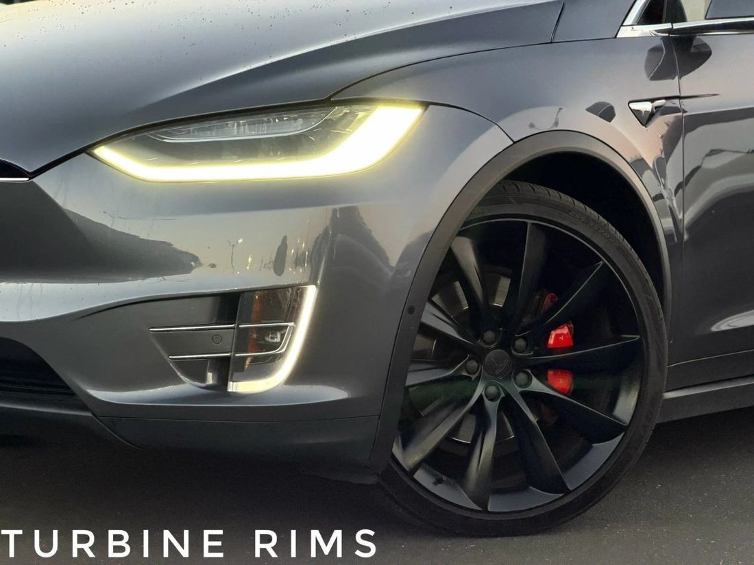 Suv in Sacramento, CA, United States 2 - 19005288