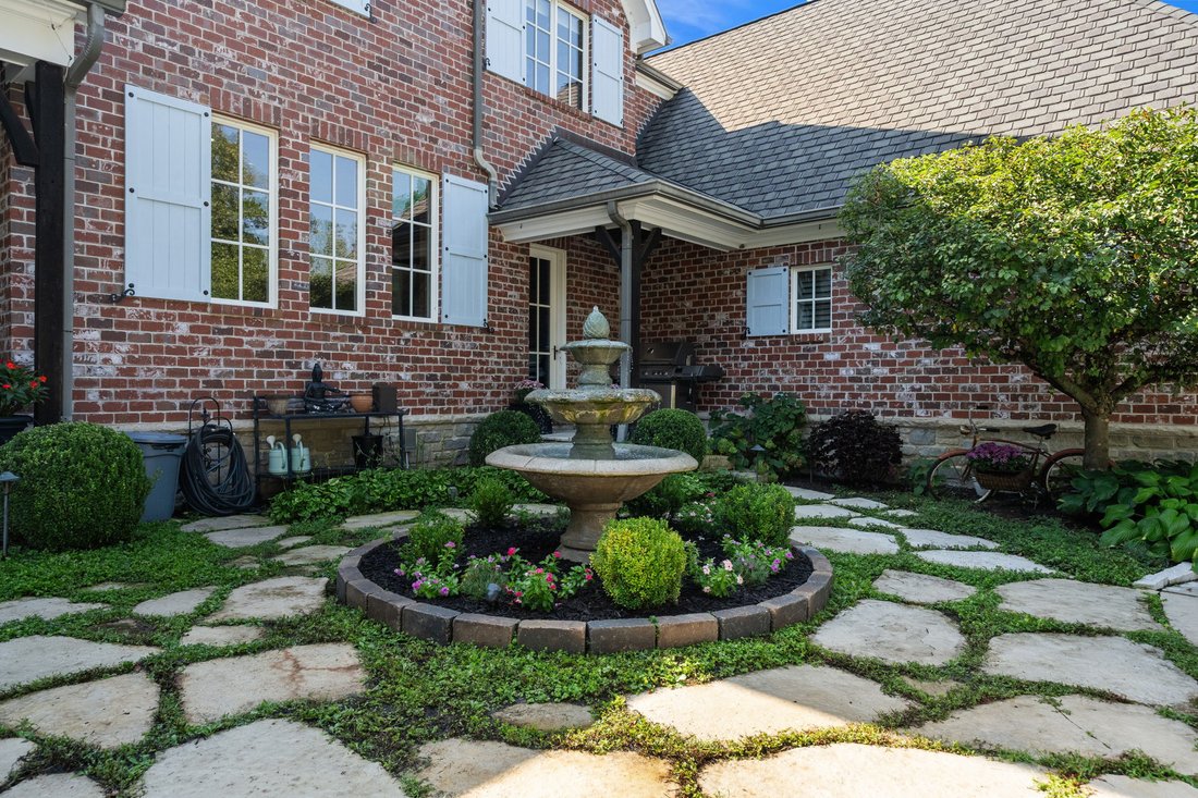 House in Creve Coeur, Missouri, United States 4 - 19000107