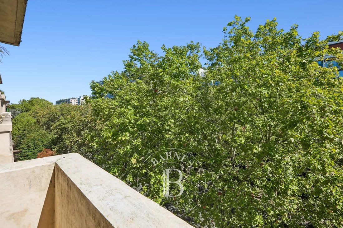 Apartment in Auteuil Nord, Paris 16e Arrondissement, Paris 3 - 19004528