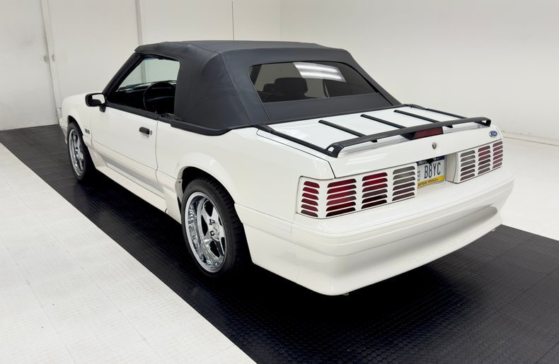 Cabriolet in Morgantown, United States 5 - 19007030